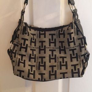 Tommy Hilfiger purse